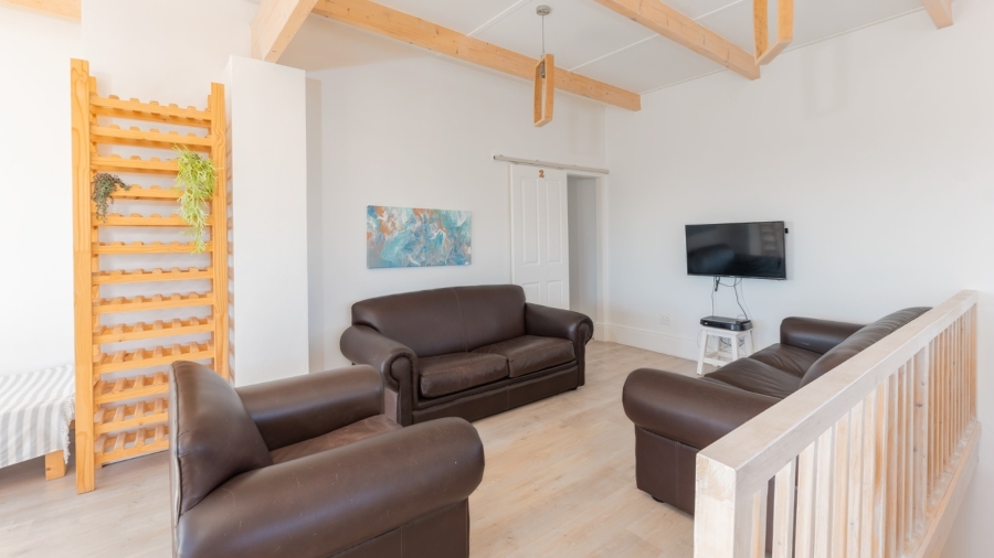 8 Bedroom Property for Sale in Struisbaai Western Cape